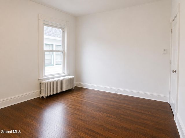 128 6th Avenue, Troy, NY 12180
