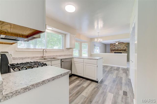 12 Northstar Court, St Peters, MO 63376