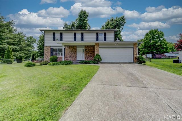 12 Northstar Court, St Peters, MO 63376