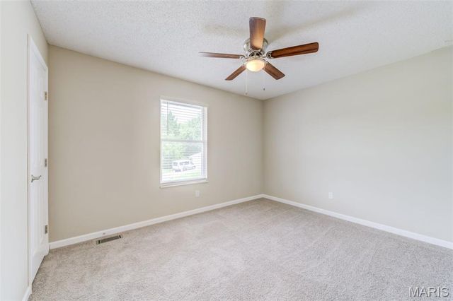 12 Northstar Court, St Peters, MO 63376