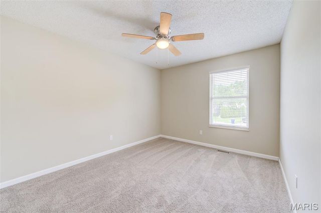 12 Northstar Court, St Peters, MO 63376