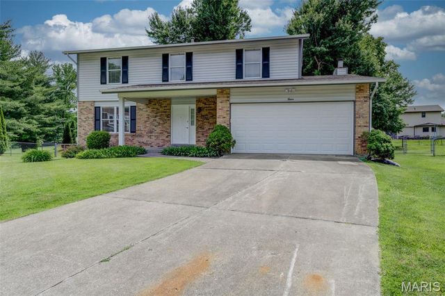 12 Northstar Court, St Peters, MO 63376