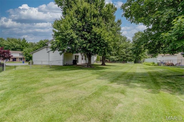 12 Northstar Court, St Peters, MO 63376