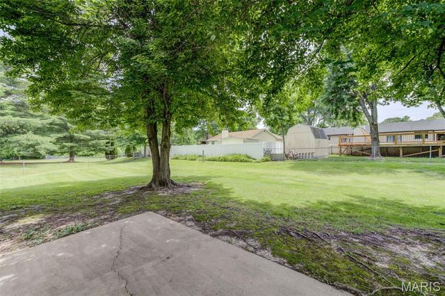 12 Northstar Court, St Peters, MO 63376