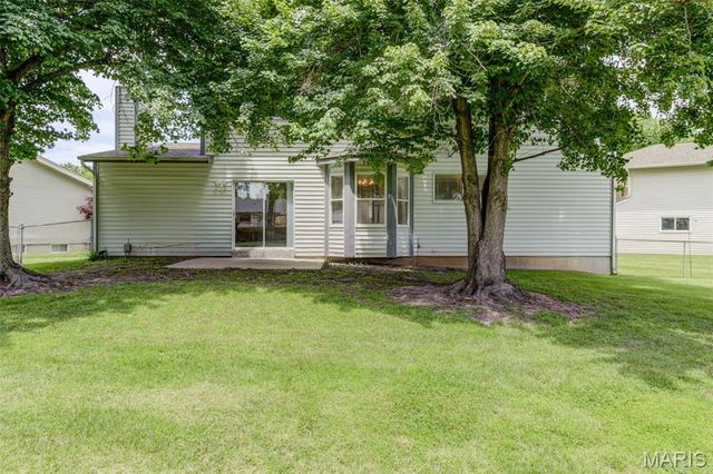 12 Northstar Court, St Peters, MO 63376