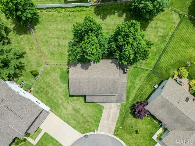 12 Northstar Court, St Peters, MO 63376