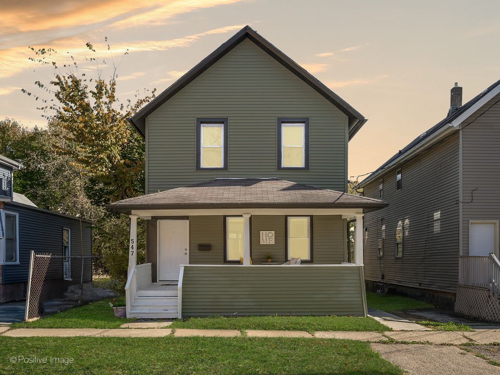 547 S Martin Luther King Jr Avenue, Waukegan, IL 60085