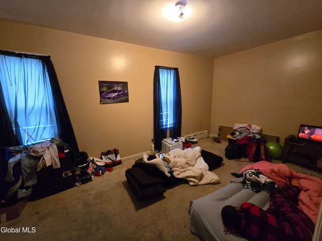 833 Mason Street, Schenectady, NY 12308