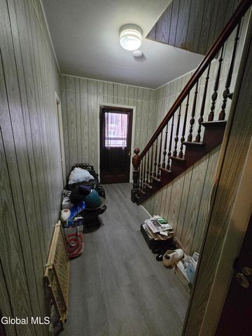 833 Mason Street, Schenectady, NY 12308