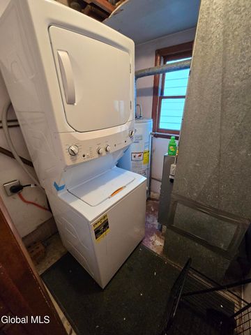 833 Mason Street, Schenectady, NY 12308