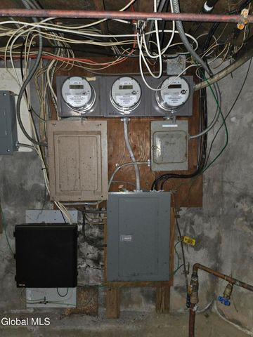 833 Mason Street, Schenectady, NY 12308