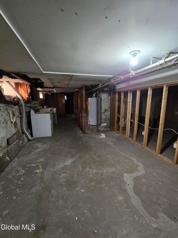 833 Mason Street, Schenectady, NY 12308