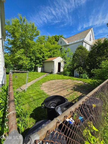 833 Mason Street, Schenectady, NY 12308