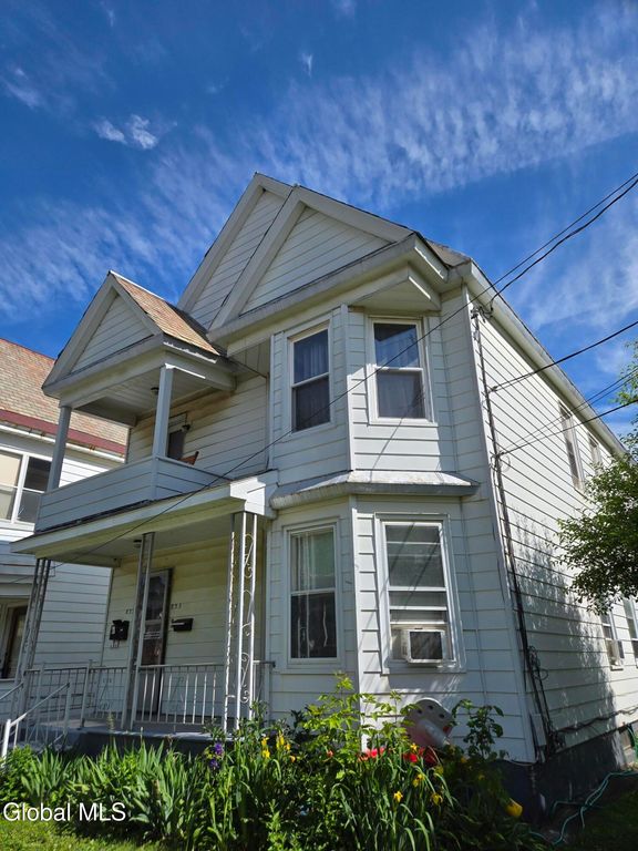 833 Mason Street, Schenectady, NY 12308