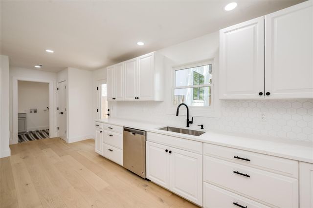 1928 Miles Ave 1, Austin, TX 78745