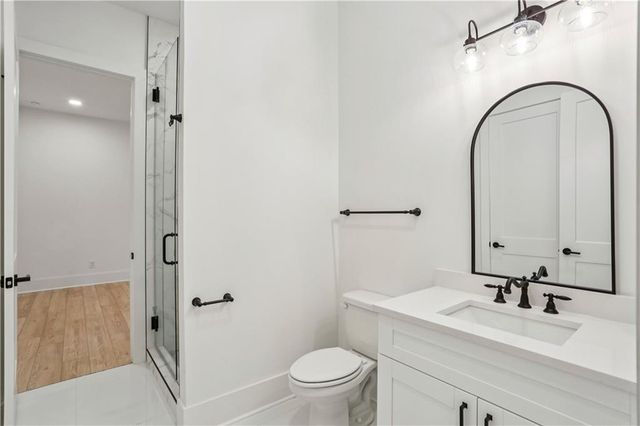 2082 Lyle Avenue, College Park, GA 30337