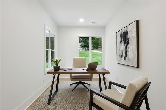 2082 Lyle Avenue, College Park, GA 30337