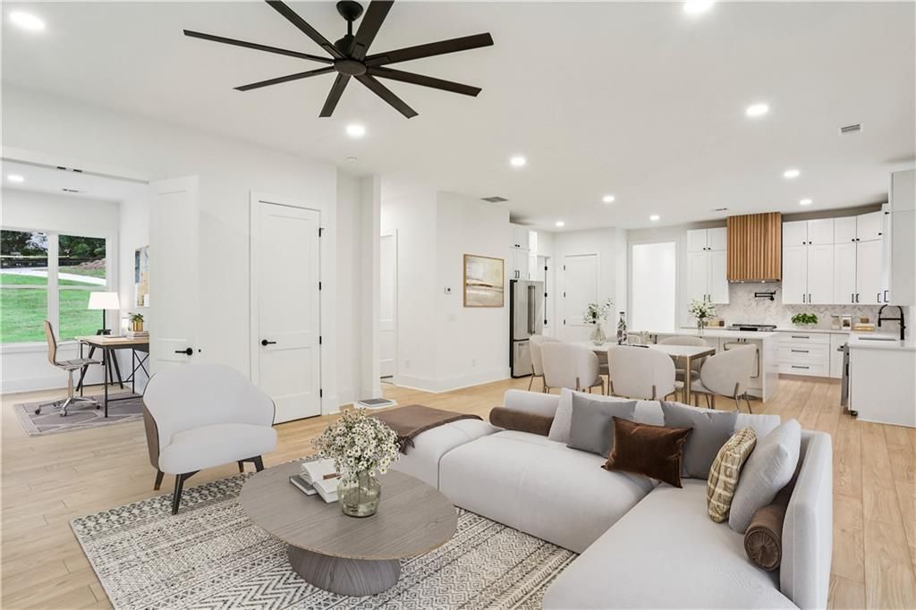 2082 Lyle Avenue, College Park, GA 30337