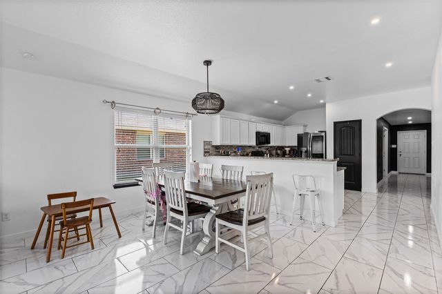 1612 Ambercrest Drive, Lancaster, TX 75146