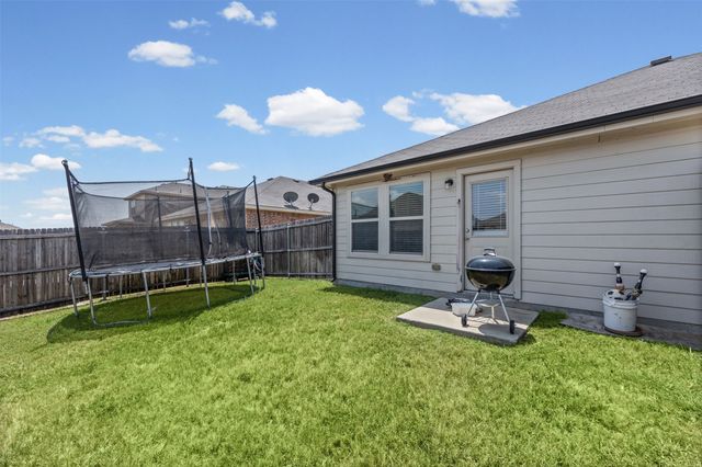 1612 Ambercrest Drive, Lancaster, TX 75146