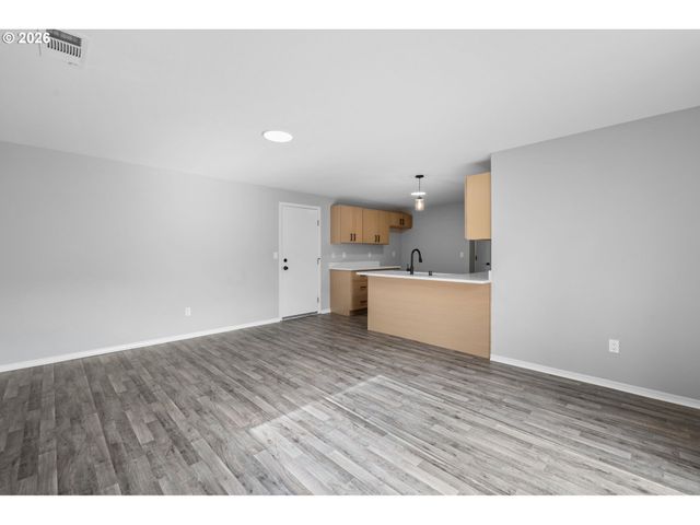 15805 Ne 48TH Cir, Vancouver, WA 98682