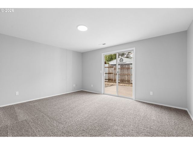 15805 Ne 48TH Cir, Vancouver, WA 98682