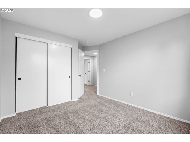 15805 Ne 48TH Cir, Vancouver, WA 98682