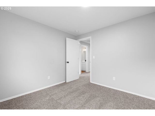 15805 Ne 48TH Cir, Vancouver, WA 98682