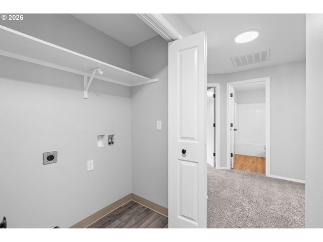 15805 Ne 48TH Cir, Vancouver, WA 98682