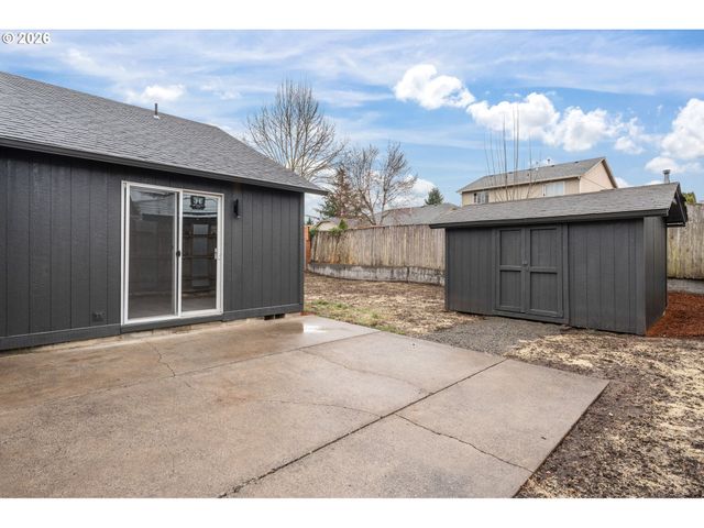 15805 Ne 48TH Cir, Vancouver, WA 98682