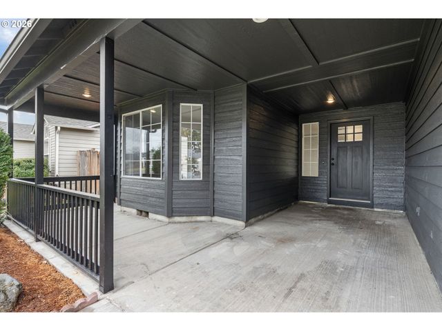 15805 Ne 48TH Cir, Vancouver, WA 98682