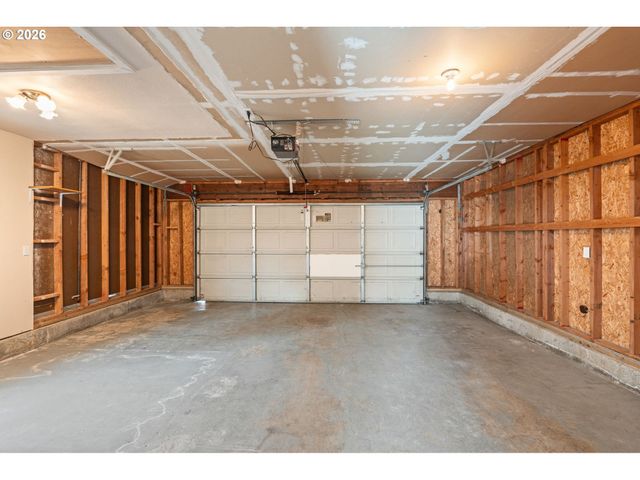 15805 Ne 48TH Cir, Vancouver, WA 98682