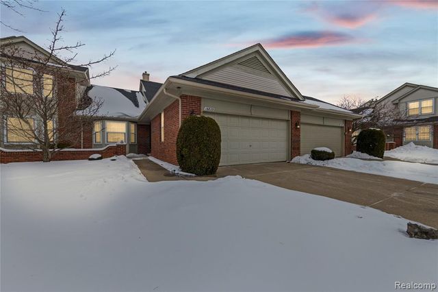 16829 Club Drive 41, Southgate, MI 48195