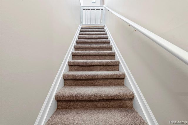 16829 Club Drive 41, Southgate, MI 48195