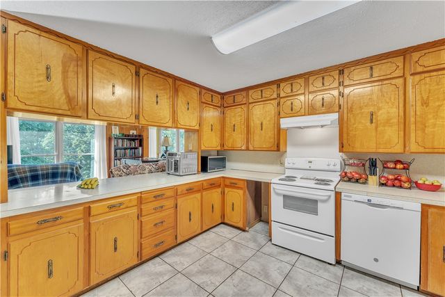 451 W Horn Street, Fayetteville, AR 72701