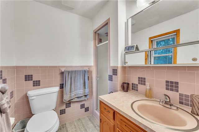 451 W Horn Street, Fayetteville, AR 72701