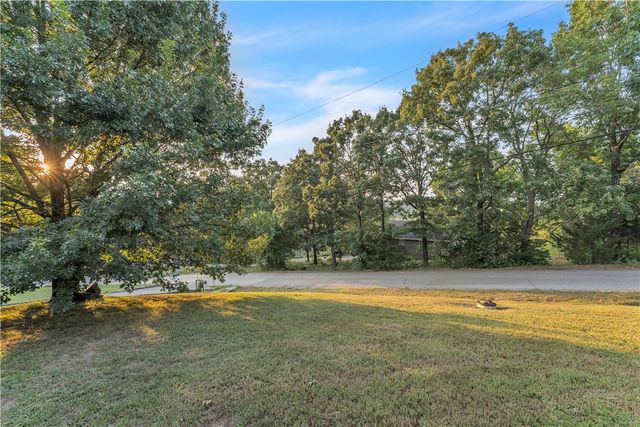 451 W Horn Street, Fayetteville, AR 72701