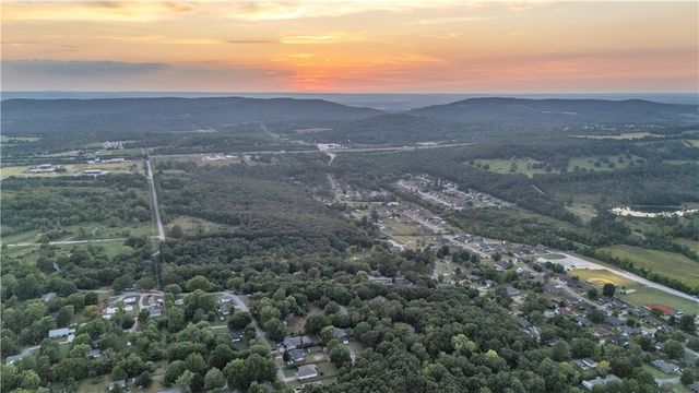 451 W Horn Street, Fayetteville, AR 72701