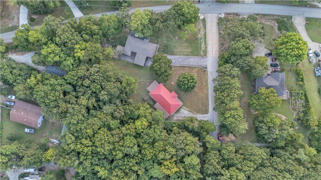 451 W Horn Street, Fayetteville, AR 72701