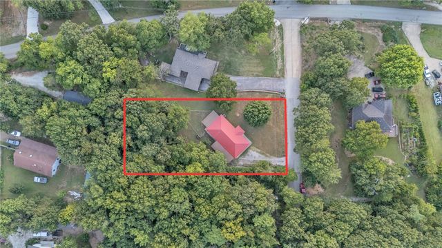 451 W Horn Street, Fayetteville, AR 72701