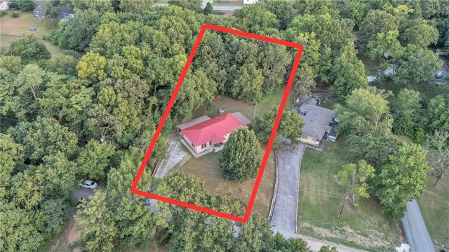 451 W Horn Street, Fayetteville, AR 72701