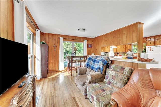 451 W Horn Street, Fayetteville, AR 72701