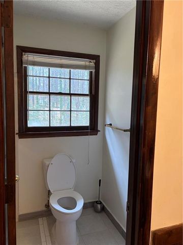 5252 Enchanted SW Cove, Lilburn, GA 30047