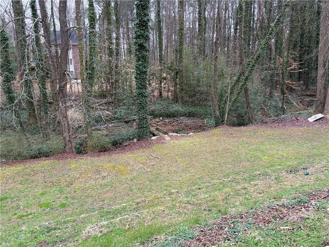 5252 Enchanted SW Cove, Lilburn, GA 30047