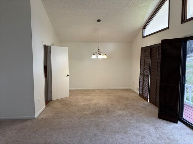 5252 Enchanted SW Cove, Lilburn, GA 30047