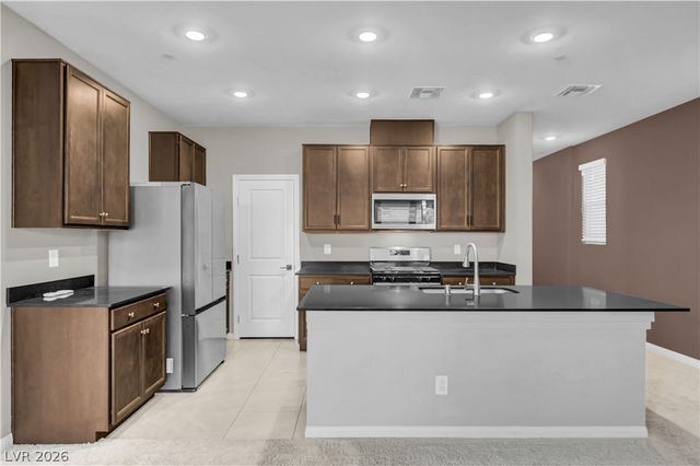 10788 River Junction Avenue, Las Vegas, NV 89166