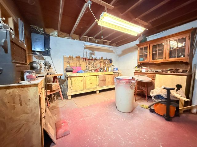 249 Maple Avenue, Claremont, NH 03743