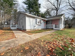 249 Maple Avenue, Claremont, NH 03743