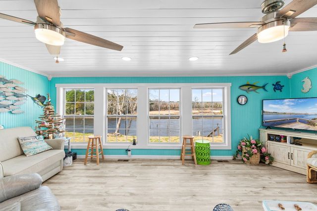 815 Waterway Dr., North Myrtle Beach, SC 29582