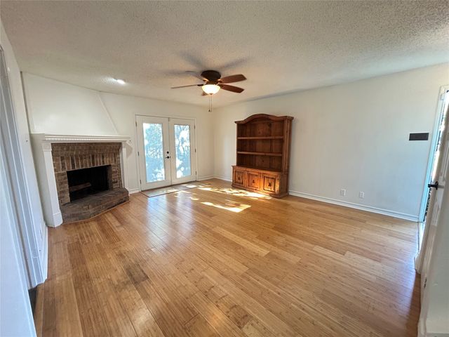 6509 Hickock Drive 2C, Fort Worth, TX 76116
